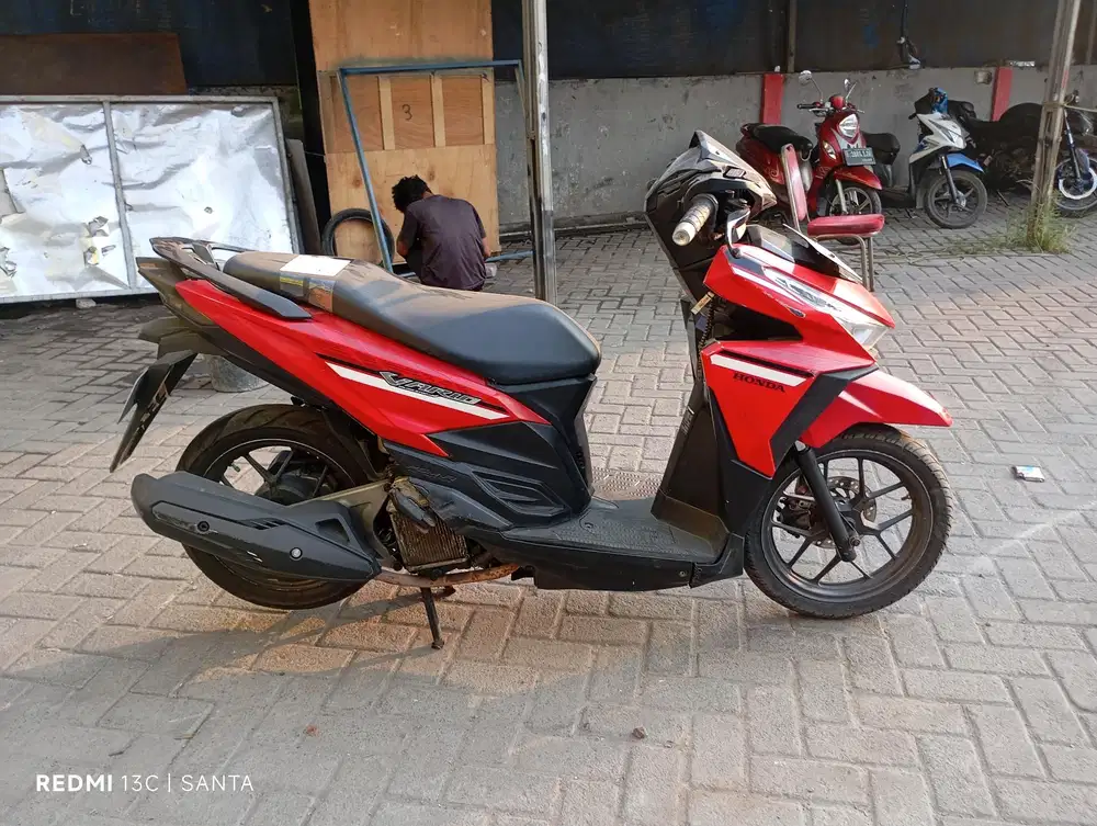 Honda Vario 125 LED old Tahun 2018 surat komplit