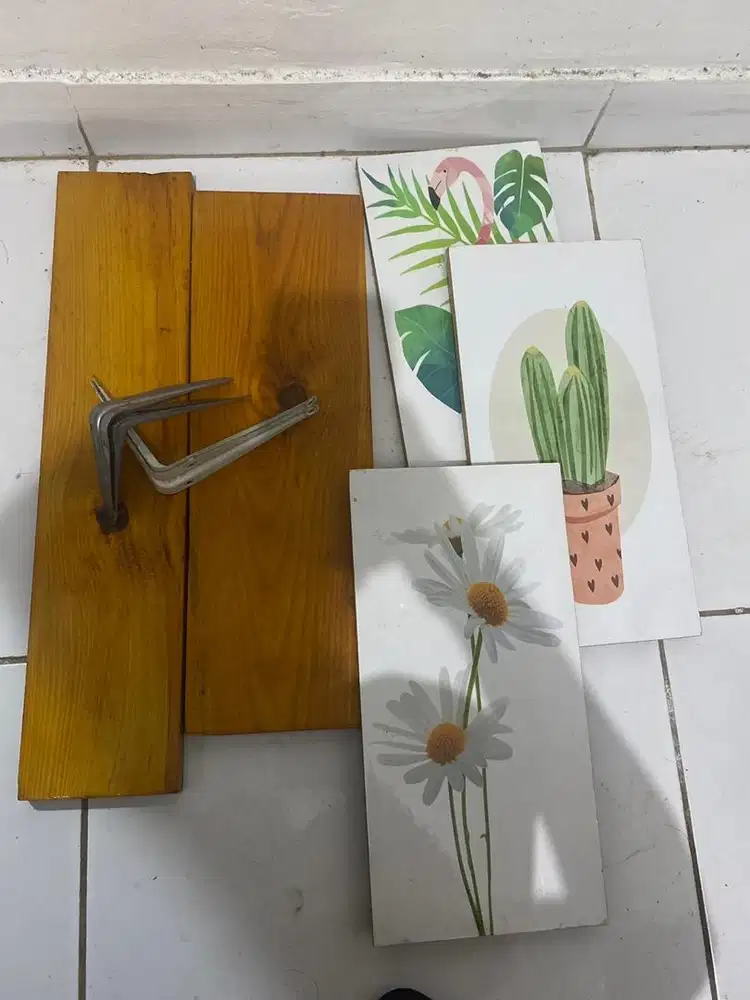 Dekorasi hiasan dinding