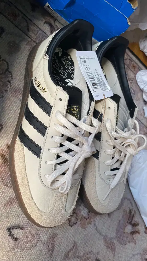 Sepatu Adidas Spezial