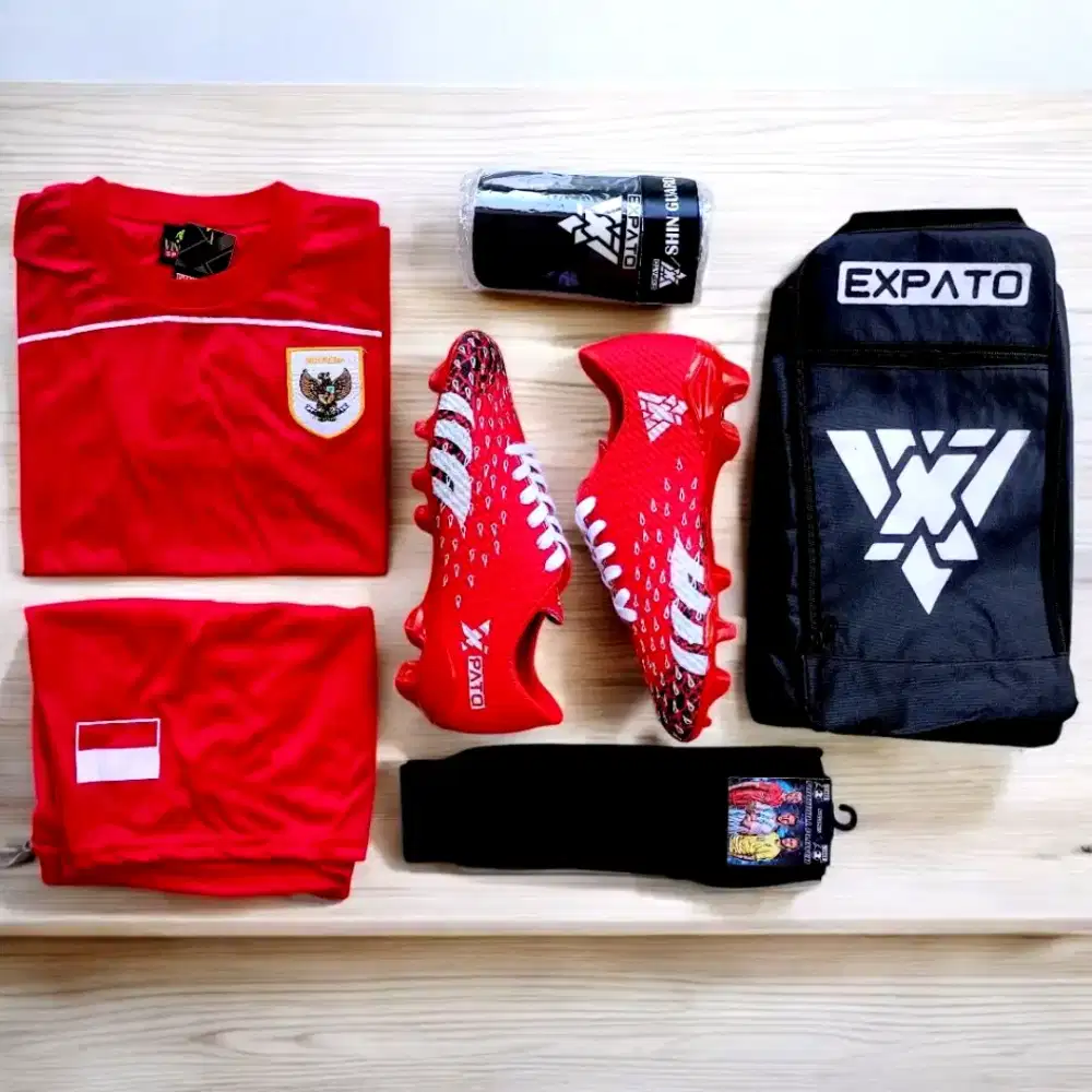 Paket komplit sepatu bola anak