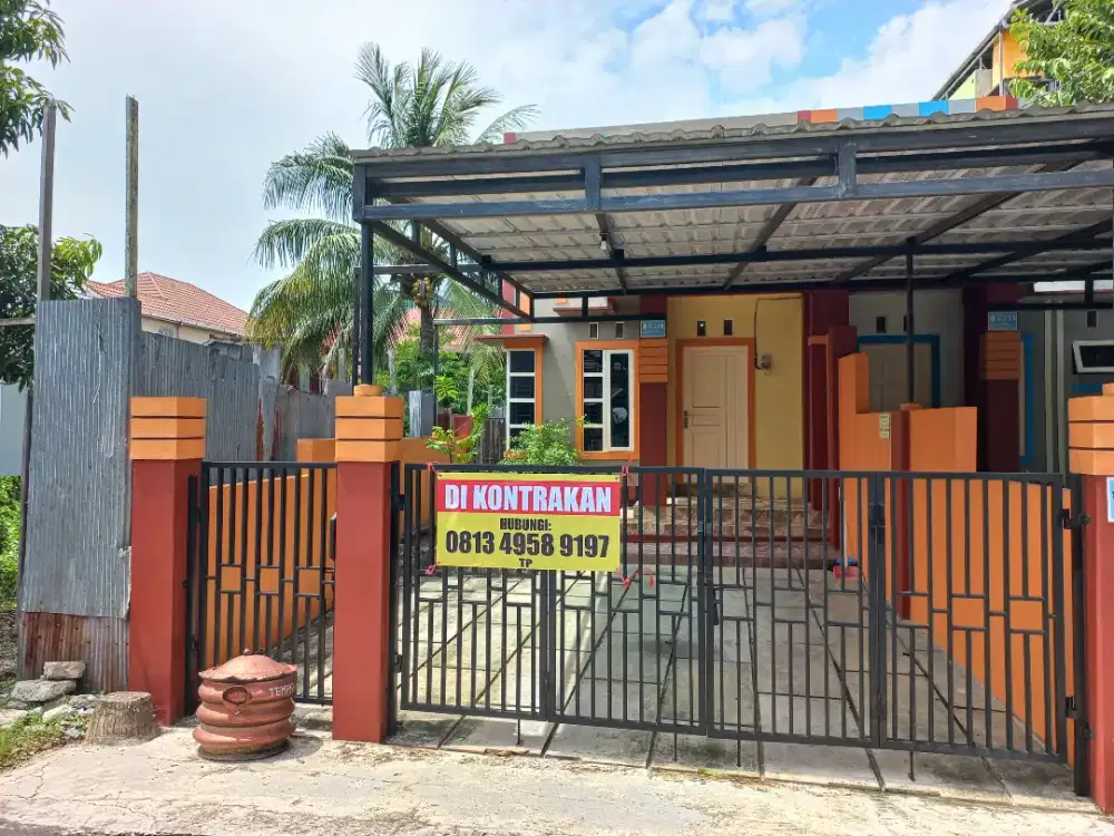 DIKONTRAKKAN RUMAH MASIH BARU PERTHN DAN PERBLN  UNTUK KARYAWAN LAKI2