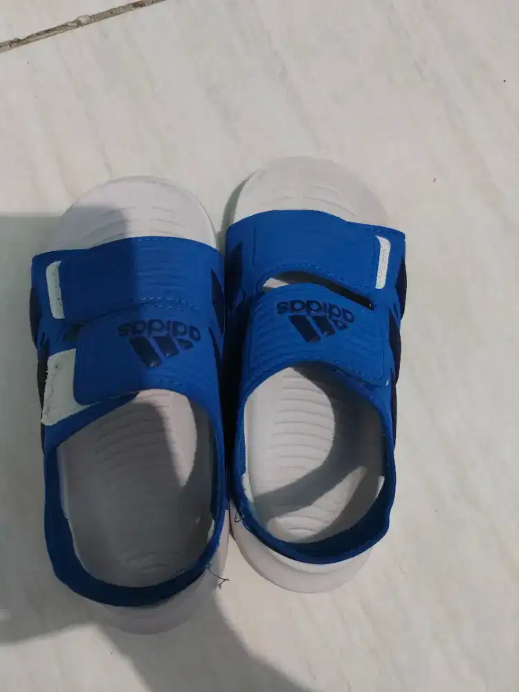 Sepatu sandal preloved size 27
