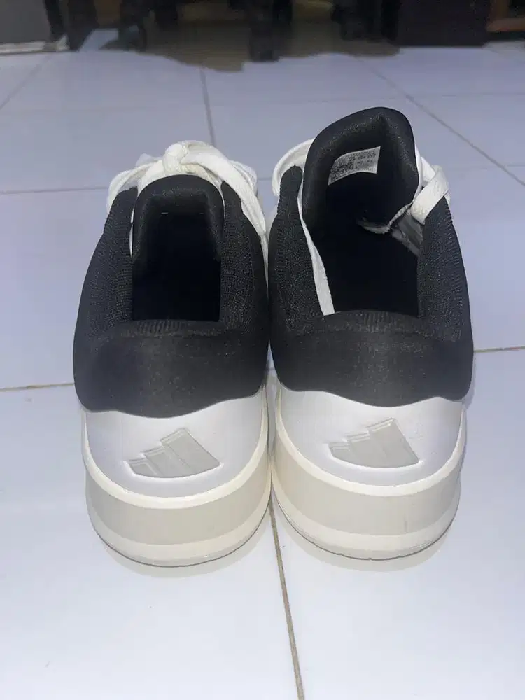 Sepatu adidas original