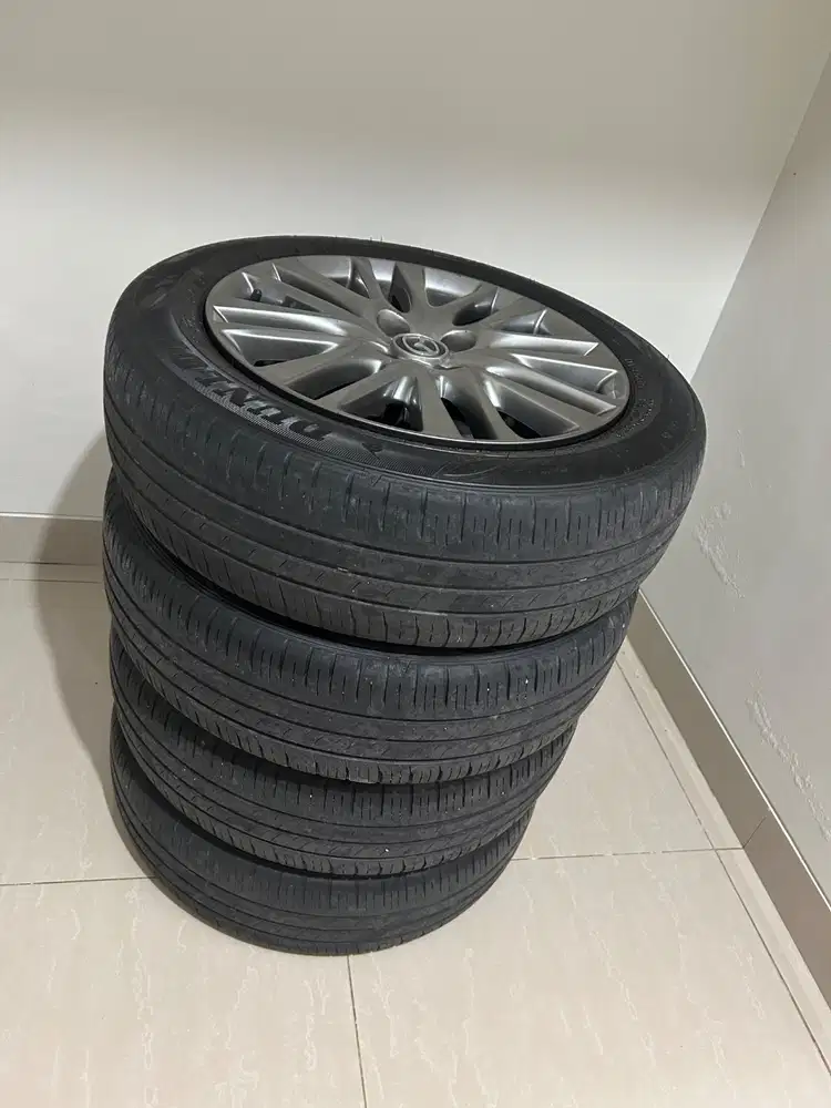 Velg ban copotan mazda2