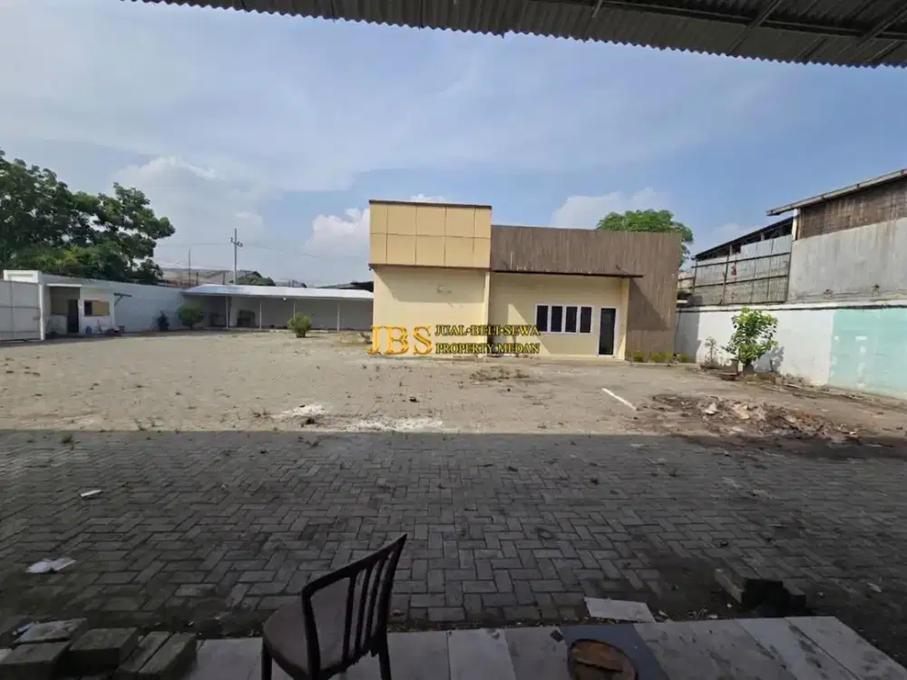 Tanah dan Bangunan 1 Tingkat Dijual di Jalan Irian Barat - Desa Sampali
