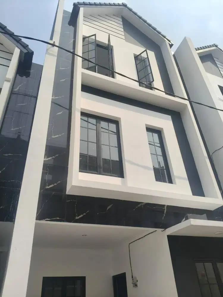 Rumah Bagus gaya Scandinavian, didaerah Pengadegan Jaksel