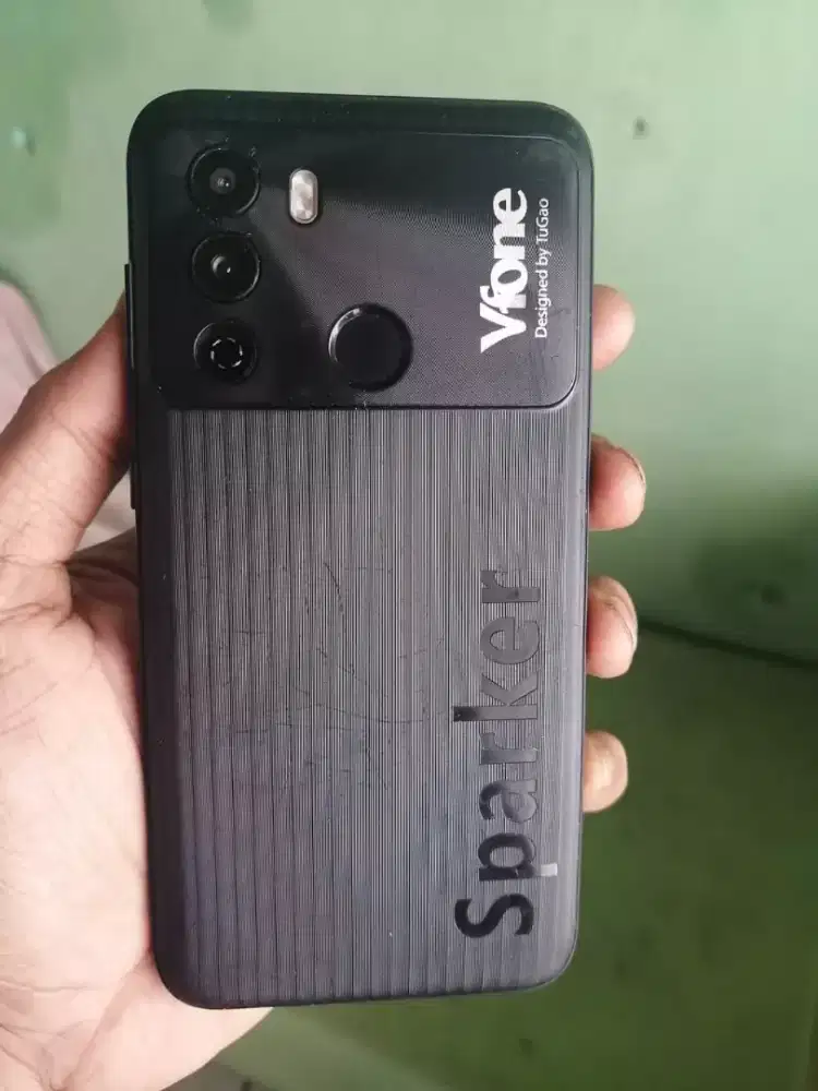 Vfone sparker 4G
