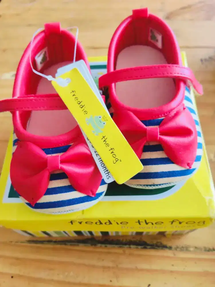 Obral sepatu freddie the frog ORIGINAL (BARU)