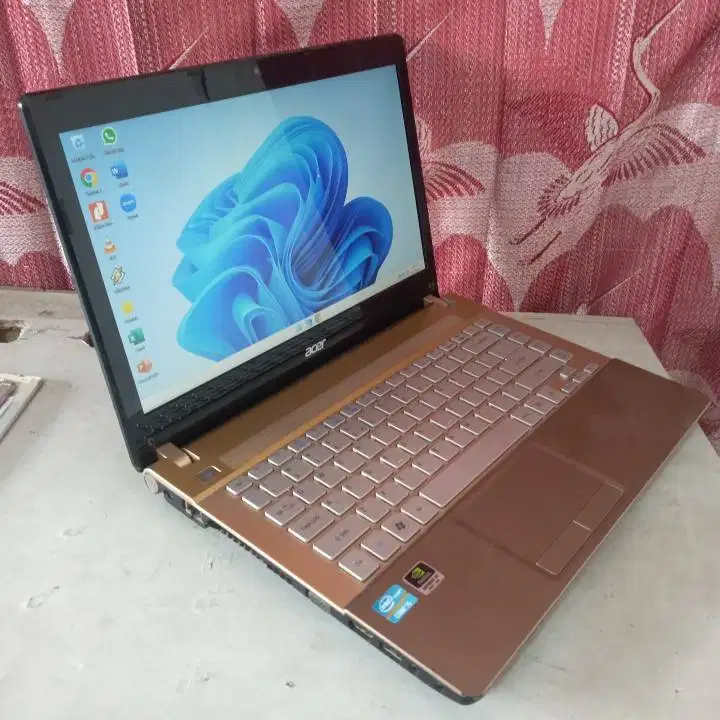 Laptop Gaming Acer Aspire V3-471G Intel Core i5 3210M VGA NVIDIA
