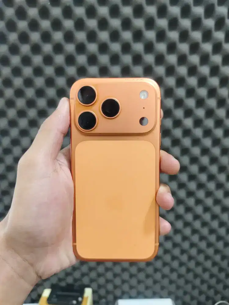 Iphone 17 pro garansi resmi