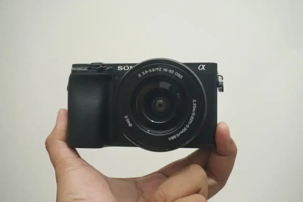 SONY A6400 KIT 16-50mm SC 5xxx Mirrorless Kamera