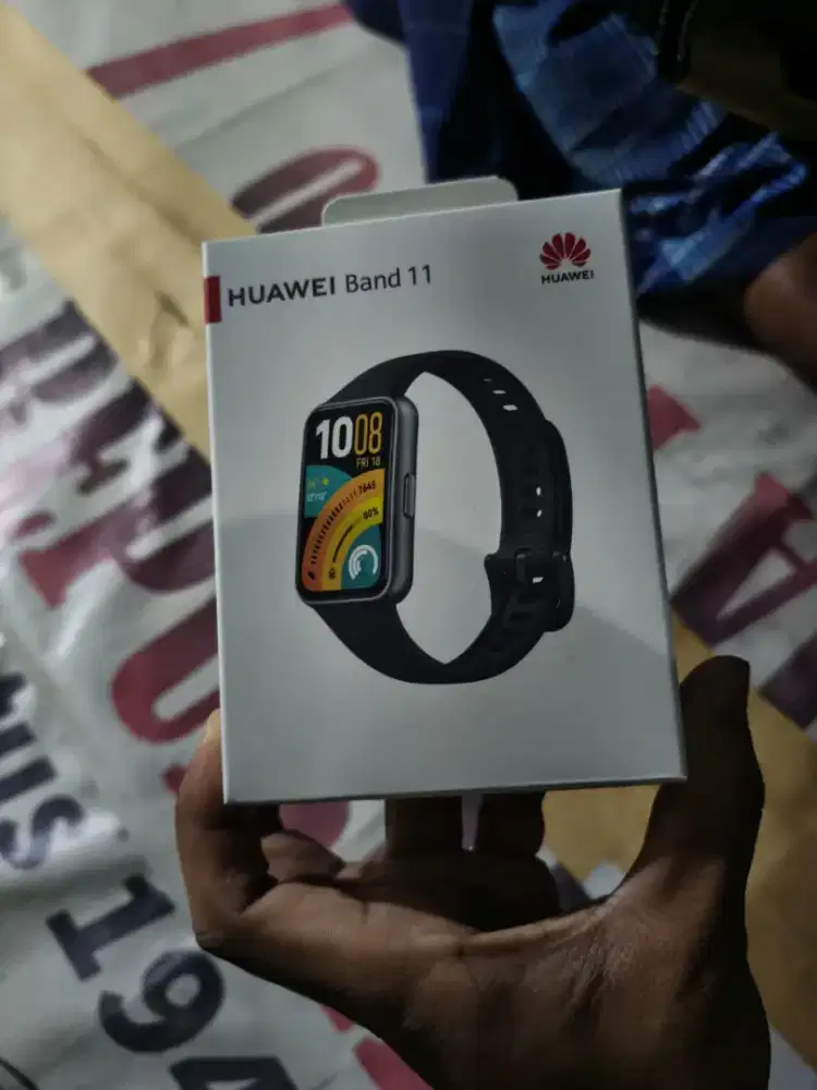 SECOND LIKE NEW, SMARTWATCH HUAWEI BAND 11