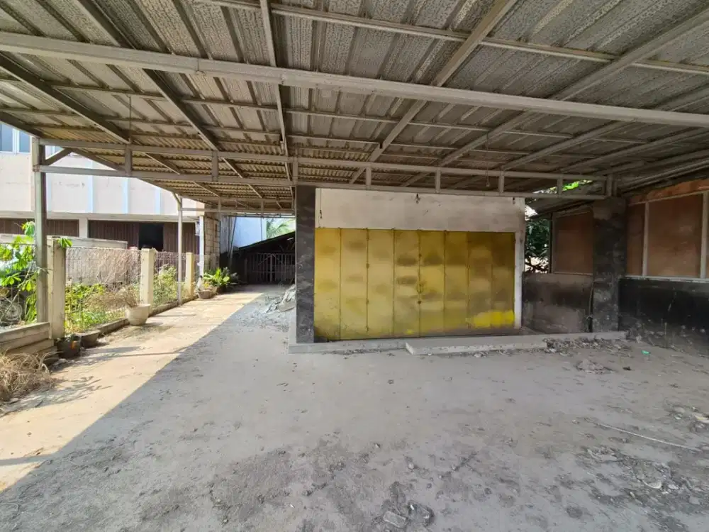 Dijual tanah pinggir jalan raya cisauk dekat bsd strategis da ramai