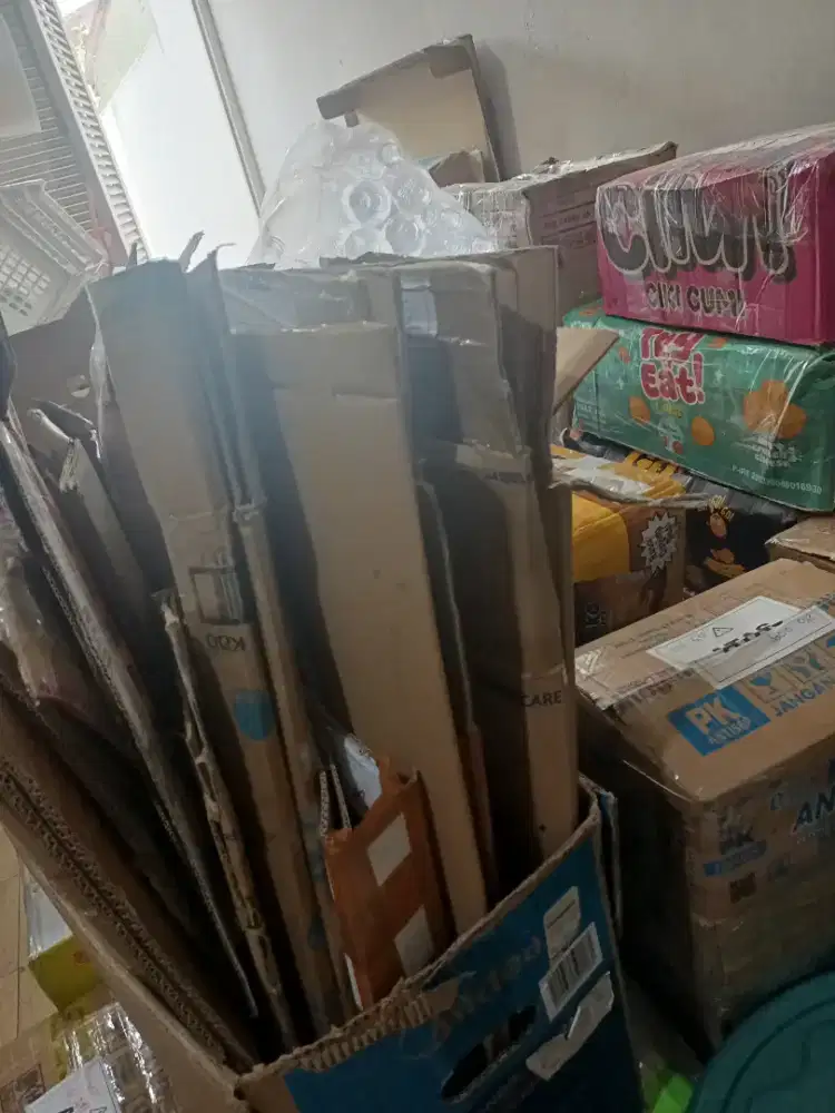 DICARI KONTEN CREATOR DAN LIVE DI MARKETPLACE SHOPEE TIKTOK WANITA