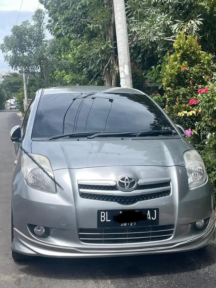 Yaris S Limited