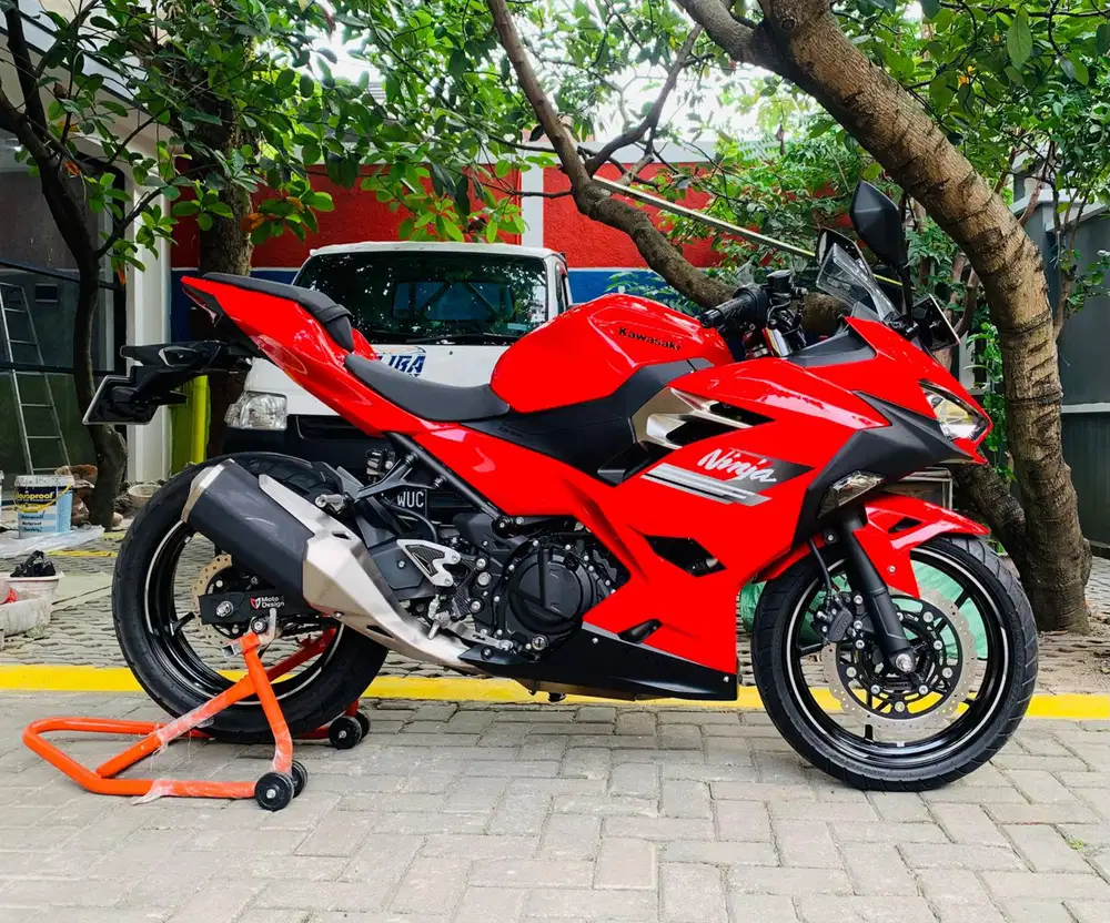 Kawasaki ninja 250 fi