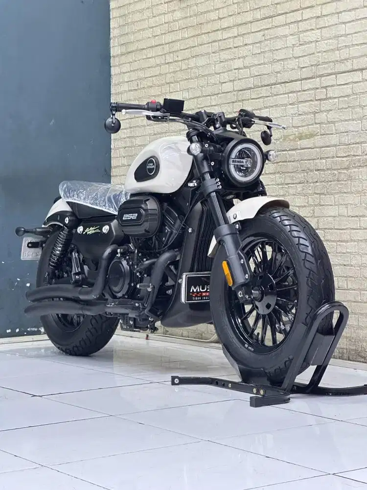 BENELLI BENDA 252