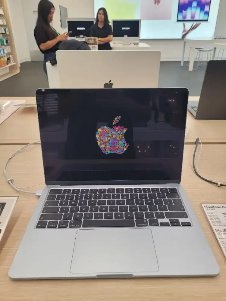 Ready MacBook Air M5 promo cicilan ringan tanpa DP tanpa biaya admin