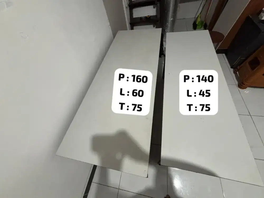 Meja Kokoh dan Bagus