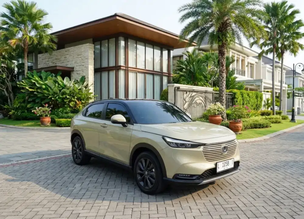 hrv SE sensing matik CVT 2022 odo 20 rb an DP 70 JT Surabaya