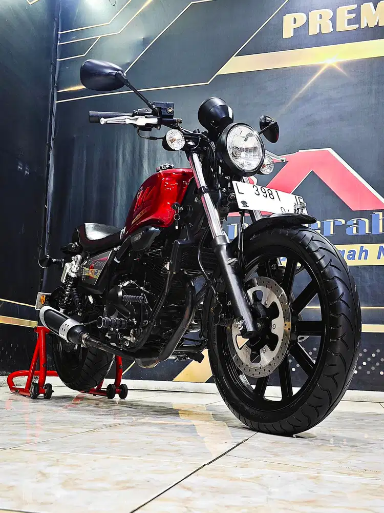 Benelli Evo 200 th. 2022 km.9rb retro keren.Anugerah motor rungkut