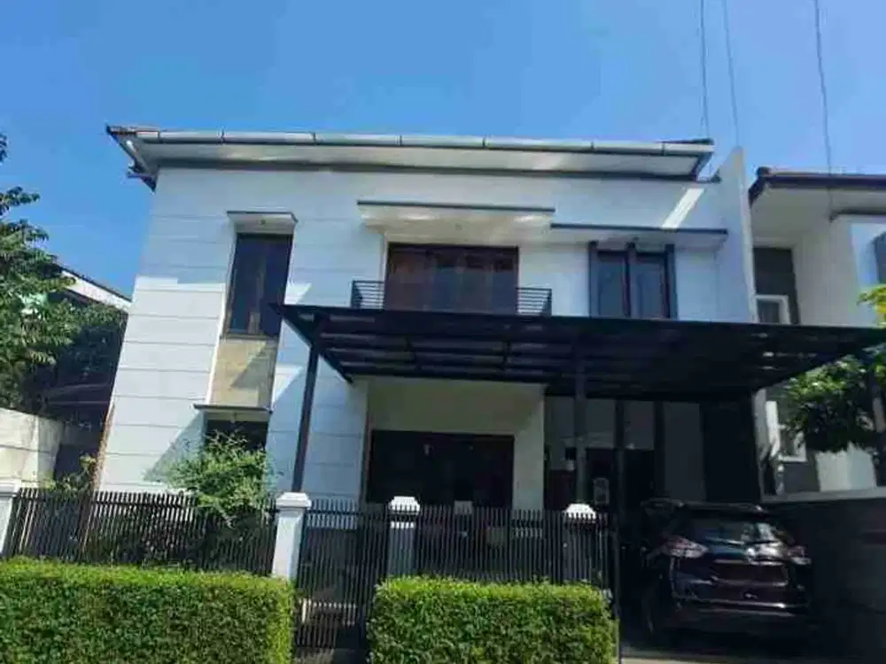 Rumah di Komplek Setra Regency Polban