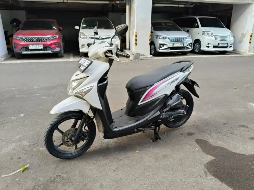 Honda Beat Pop 110cc PGM-FI Tahun 2015
