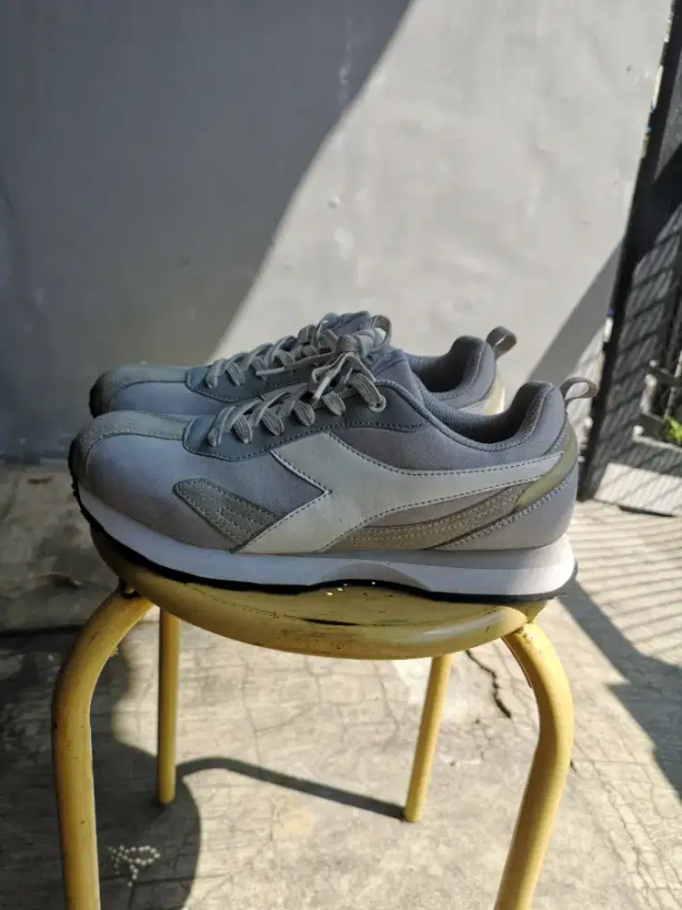 Sepatu Diadora ORI