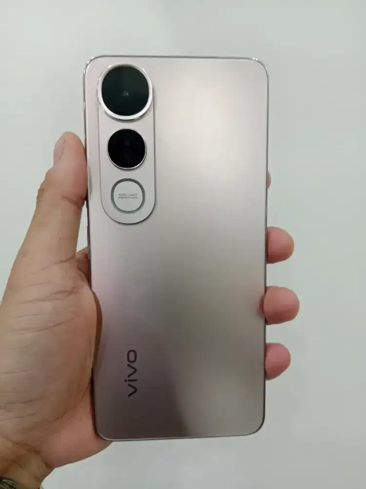 Vivo v50 lite 8/256