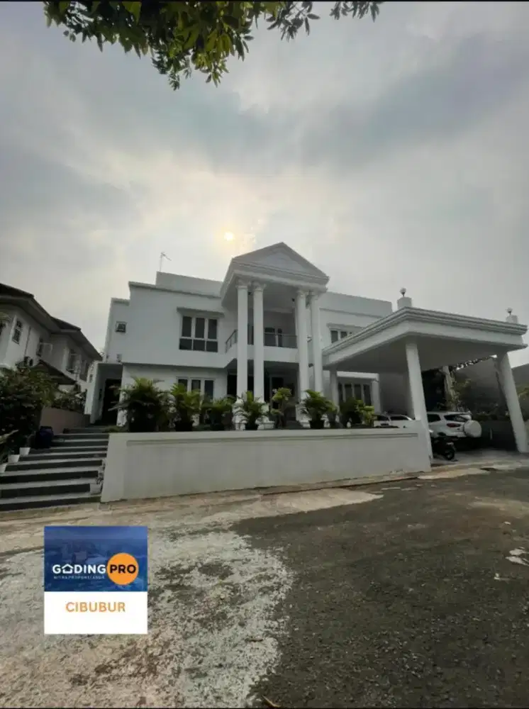 DIJUAL RUMAH MEWAH KULDESAK DGN KOLAM RENANG PRIBADI DI LEGENDA WISATA