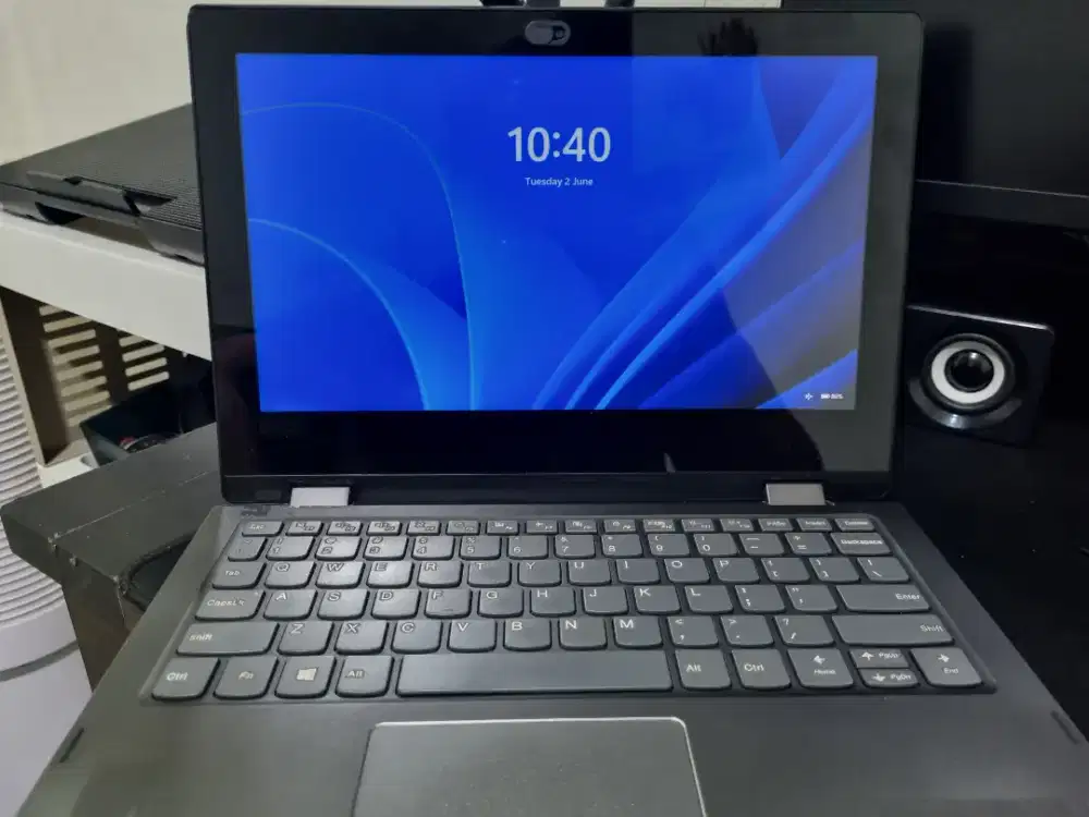 LENOVO YOGA 330 4/256gb SSD