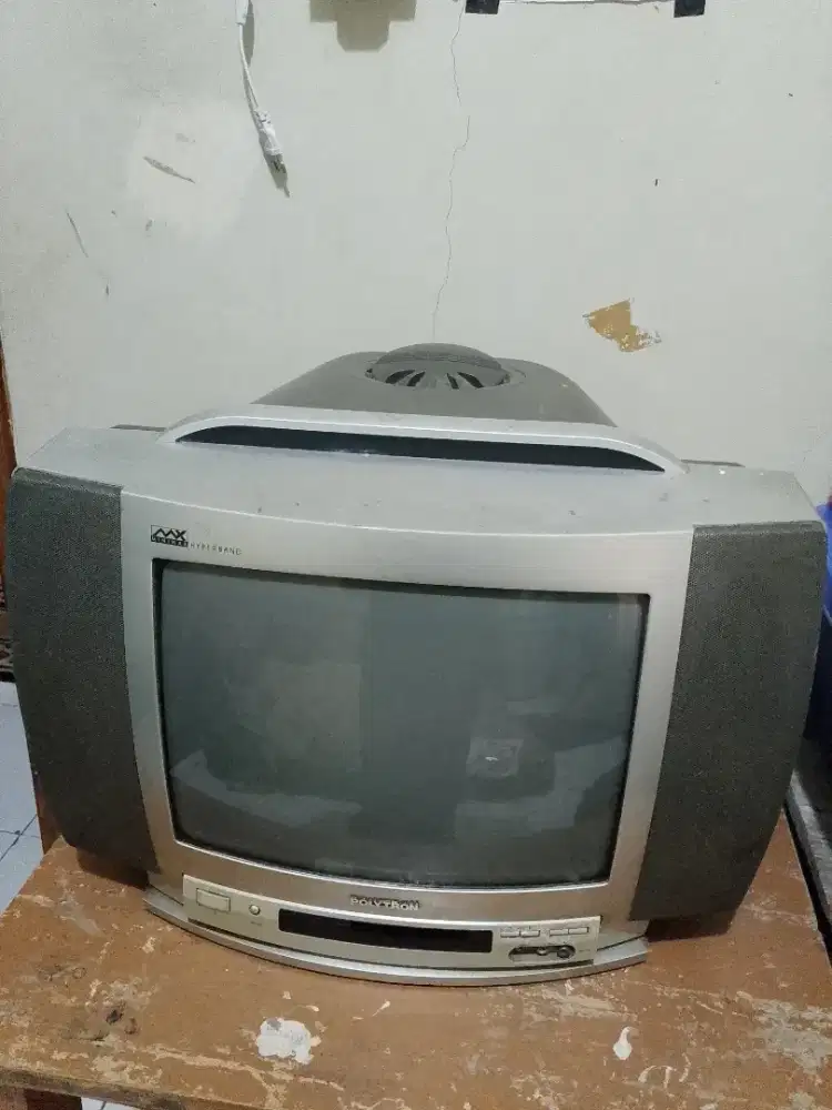 Tv tabung polytron 14 inc