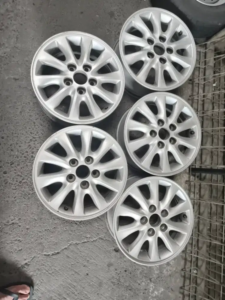 Velg Ring 15 oem innova v lux th 2014.