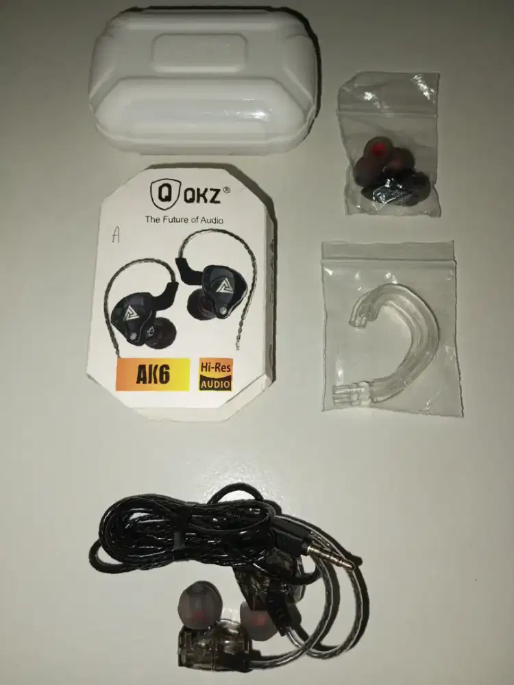 Headset QKZ AK6 Warna Hitam BARU