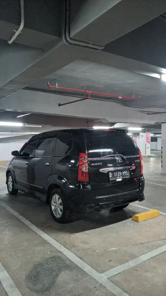 Mobil 2009 Avanza tipe s matic 1.5cc