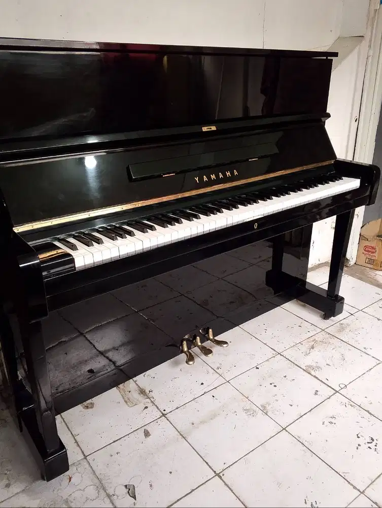 Piano Classic Yamaha U1