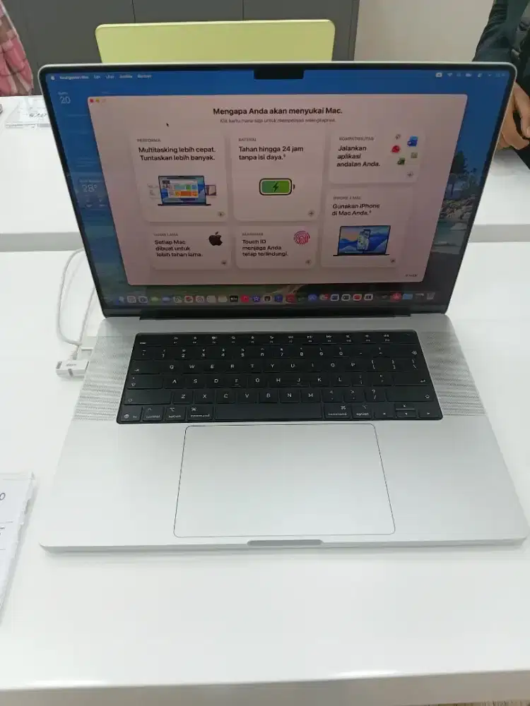 New Macbook Pro M5pro bisa di cicil Tanpa Kartu kredit !! Cukup KTP