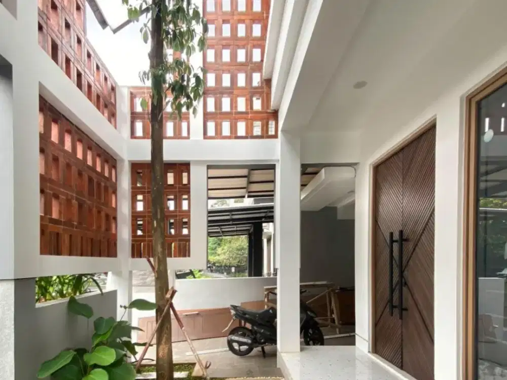 Dijual rumah murah di Emerald Garden Bintaro Jaya sektor 7 Tangerang Selatan