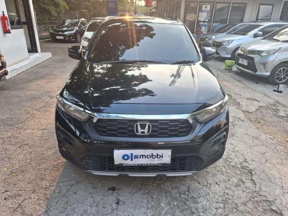LOW DP Honda WR-V 1.5 E Bensin-AT 2023 5MS
