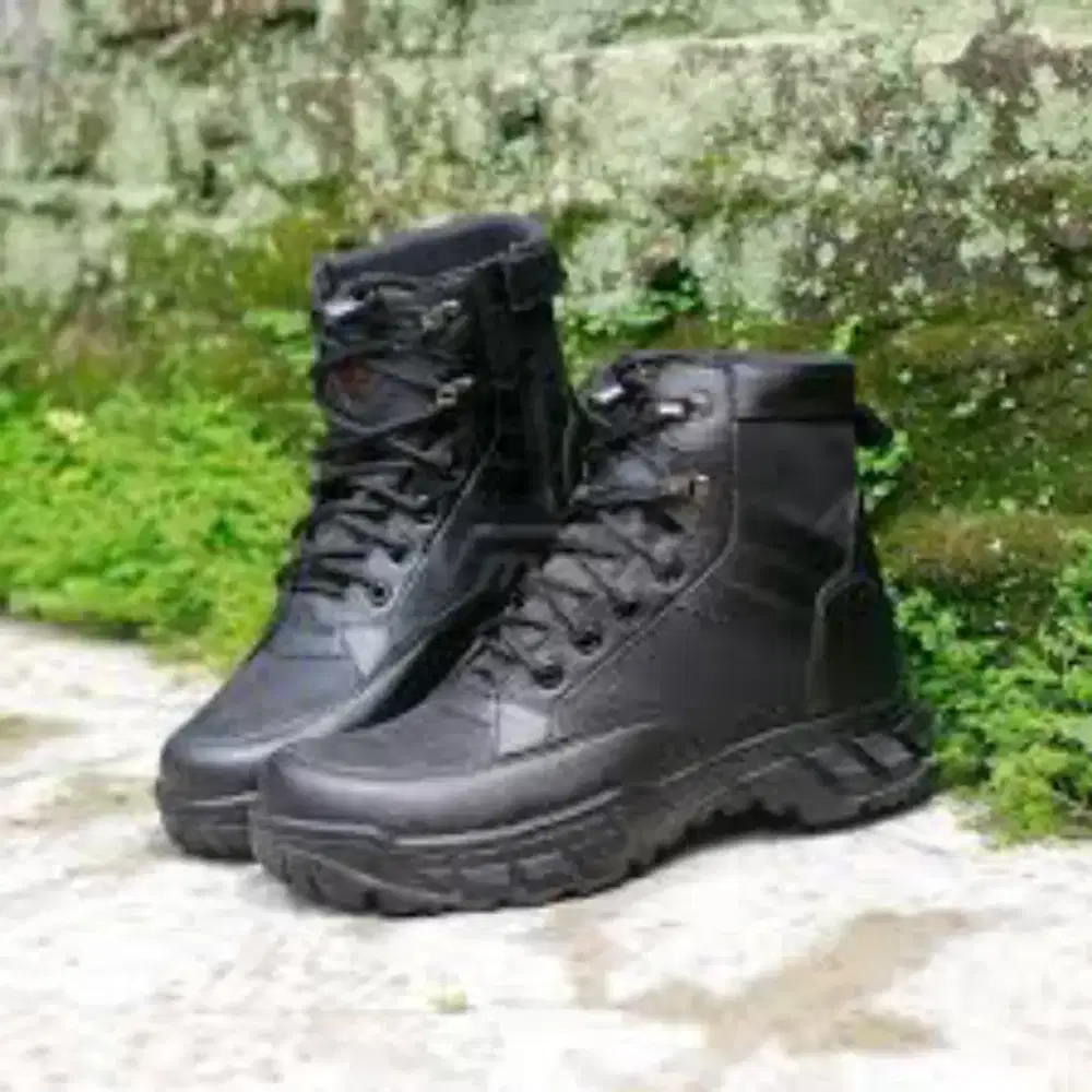 Sepatu pdl polri