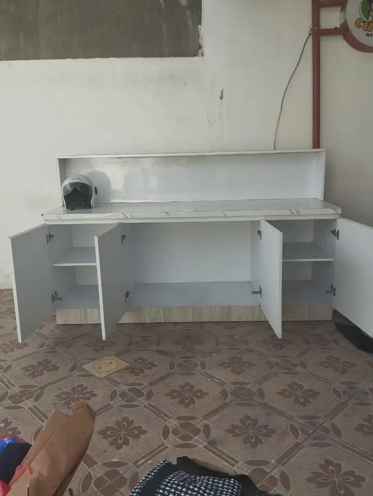 Meja Bufet Jualan Besar