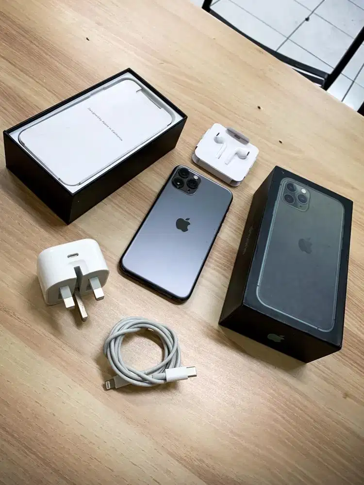 iPhone 11 Pro 64GB fullset MULUS NOMINUS !