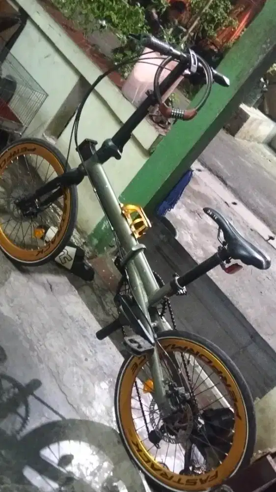 Sepeda lipat second