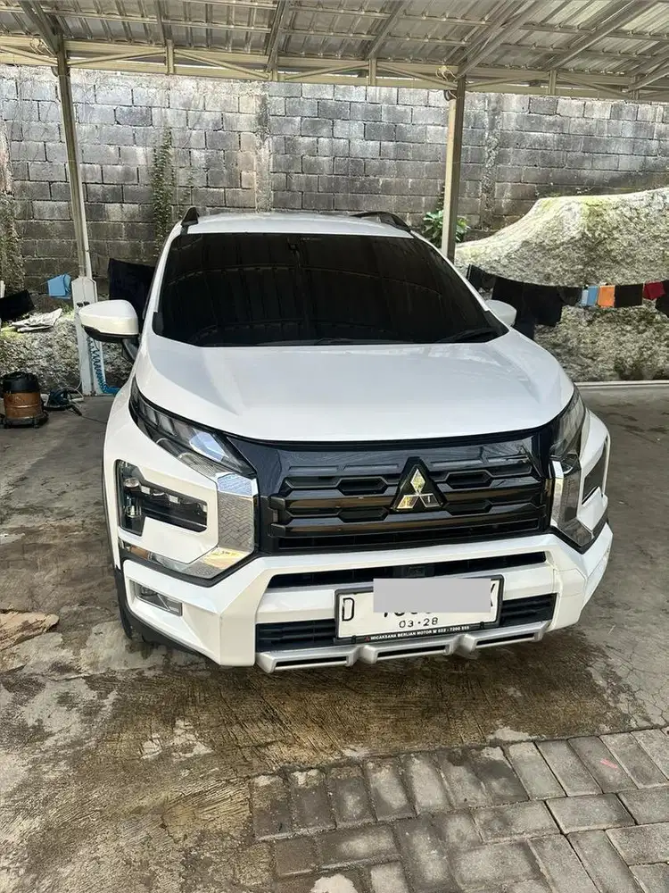 Xpander 2023 putih facelift setir pajero