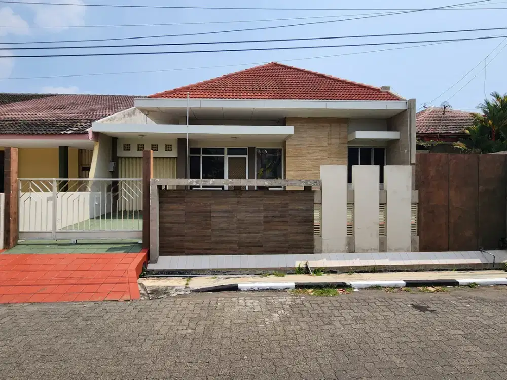 Rumah Tengah Kota Pondok Indraprasta Brotojoyo Semarang