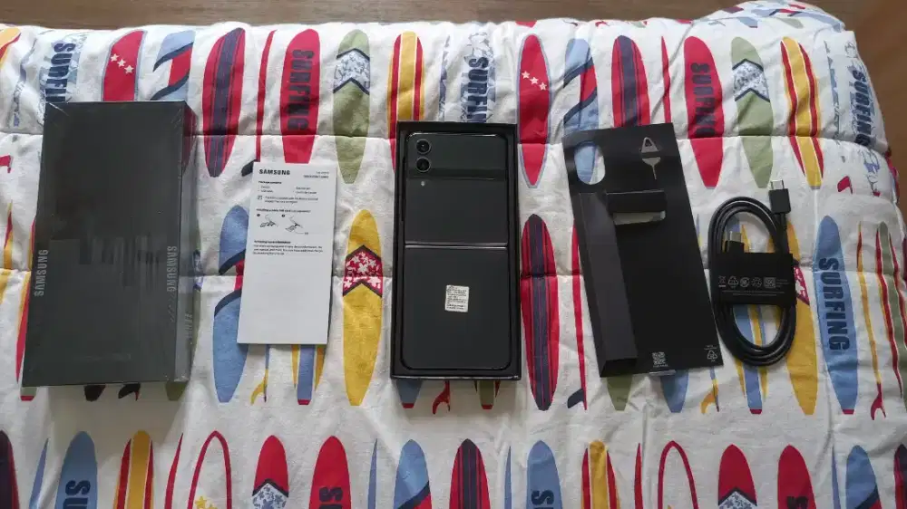 Samsung Galaxy ZFlip 4 Black (512 GB)
