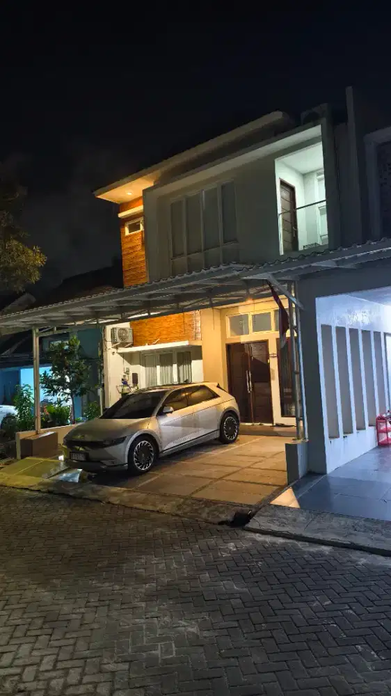 Rumah cantik dengan 6 kamar