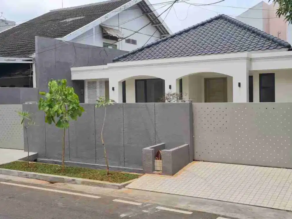 Rumah mulus siap pake Di cipinang elok jatinegara , duren sawit
