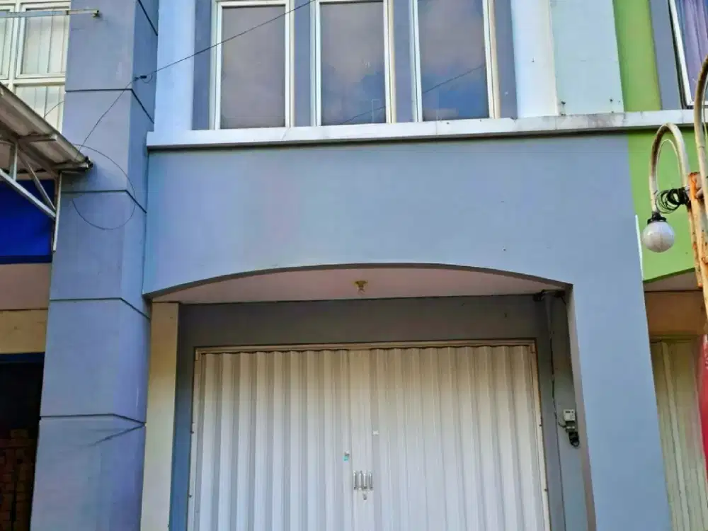 Ruko di Komplek Wow Sawojajar Siap Pakai