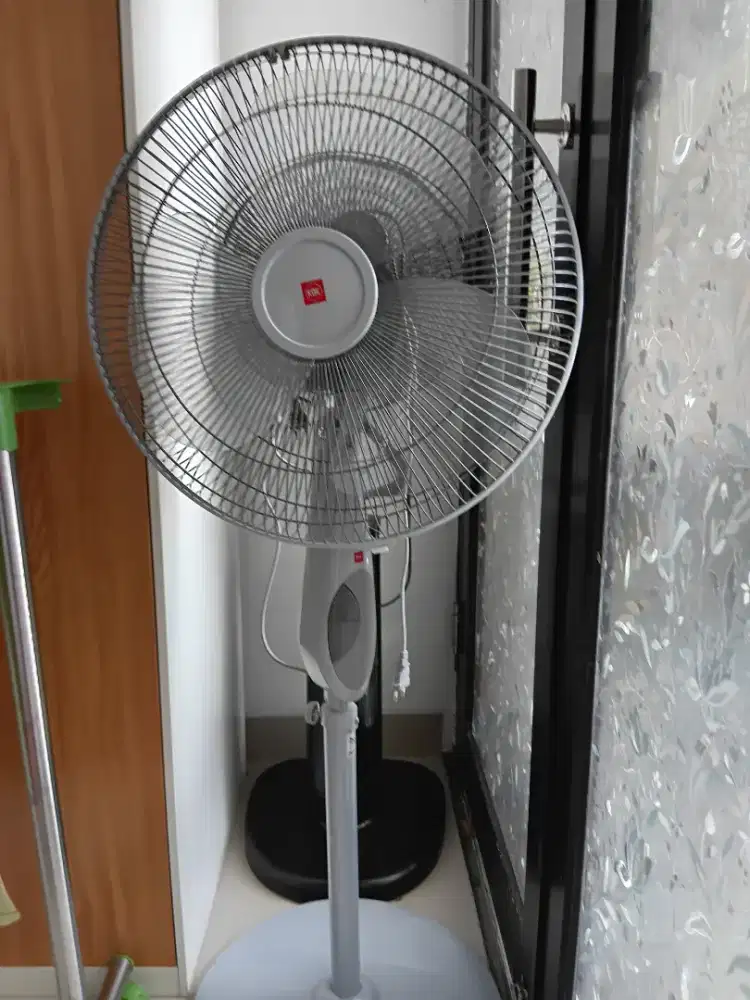 Dijual Kipas Angin Merk KDK